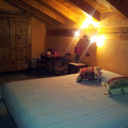 Ferienwohnung Il Rifugio Della Volpe Introd Exterior foto