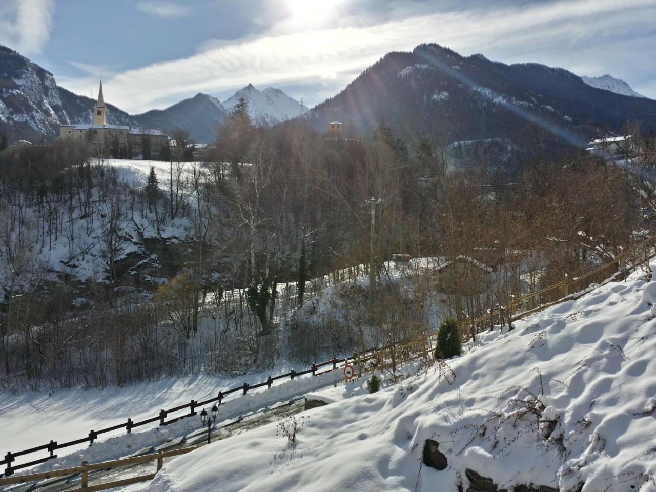 Ferienwohnung Il Rifugio Della Volpe Introd Exterior foto